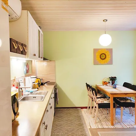 Vaeike-kuke Majutus Apartamento Pärnu